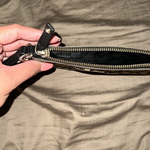 Michael Kors Wristlet - Picture 3 of 7